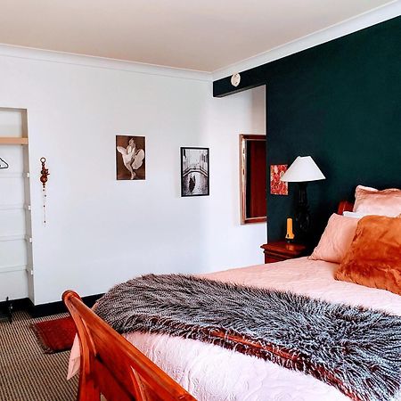 La Riviera Guesthouse Riverton ภายนอก รูปภาพ